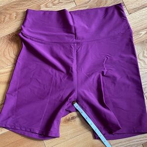 High-Waist Purple Oraki Shorts XL